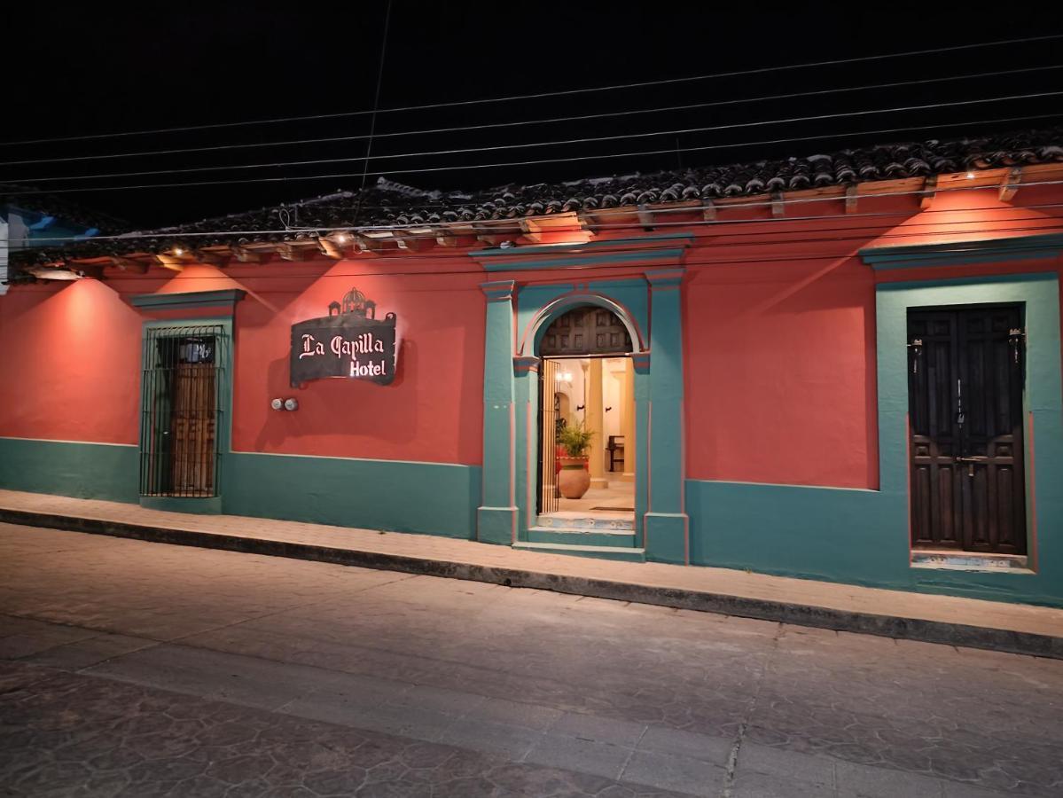 Hotel La Capilla ซานกริสโตบัล เด ลาสกาซาส ภายนอก รูปภาพ