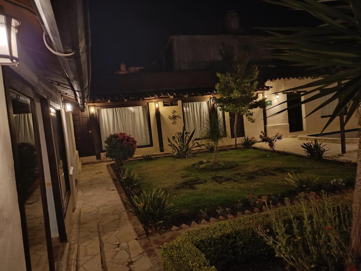 Hotel La Capilla ซานกริสโตบัล เด ลาสกาซาส ภายนอก รูปภาพ