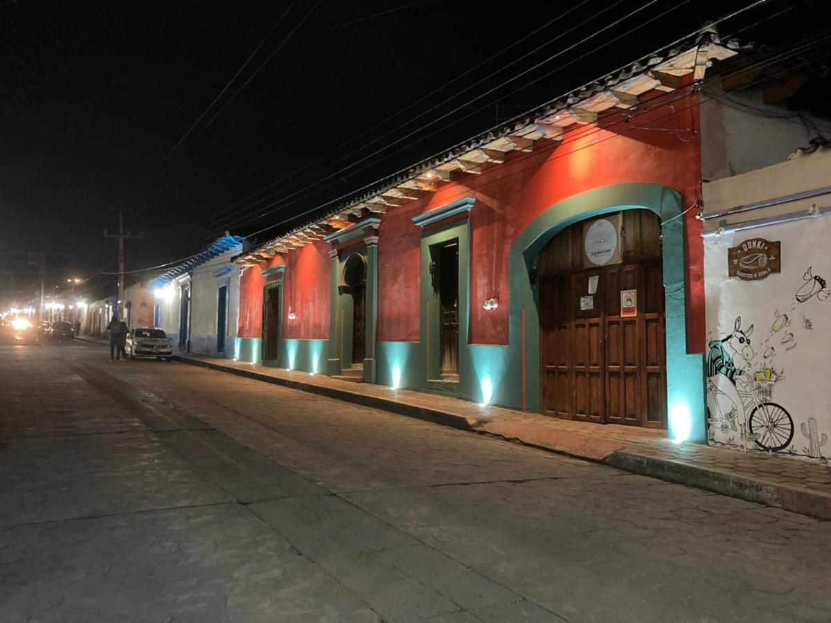 Hotel La Capilla ซานกริสโตบัล เด ลาสกาซาส ภายนอก รูปภาพ