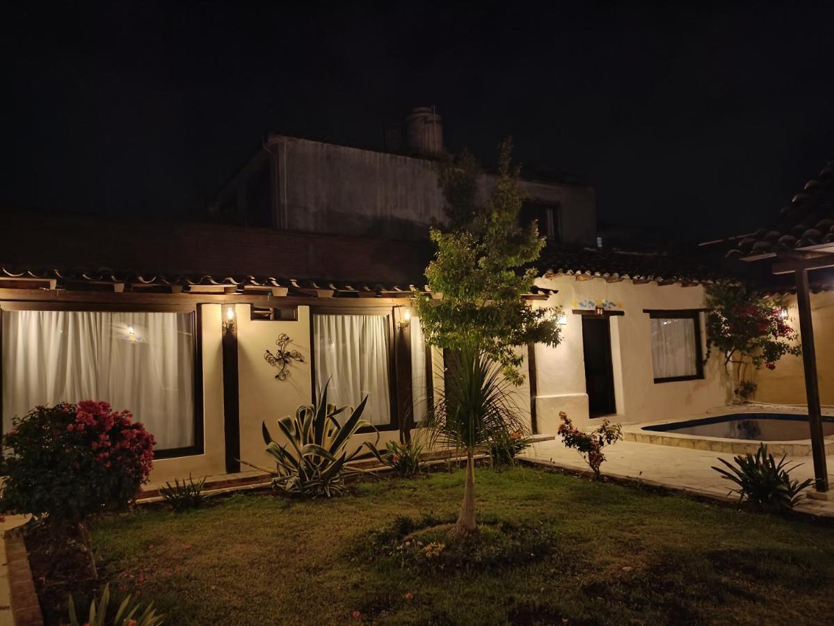 Hotel La Capilla ซานกริสโตบัล เด ลาสกาซาส ภายนอก รูปภาพ