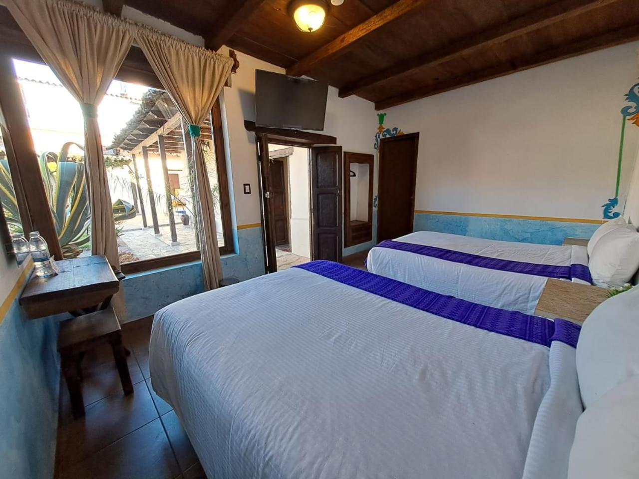 Hotel La Capilla ซานกริสโตบัล เด ลาสกาซาส ภายนอก รูปภาพ