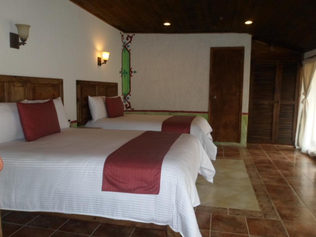 Hotel La Capilla ซานกริสโตบัล เด ลาสกาซาส ห้อง รูปภาพ