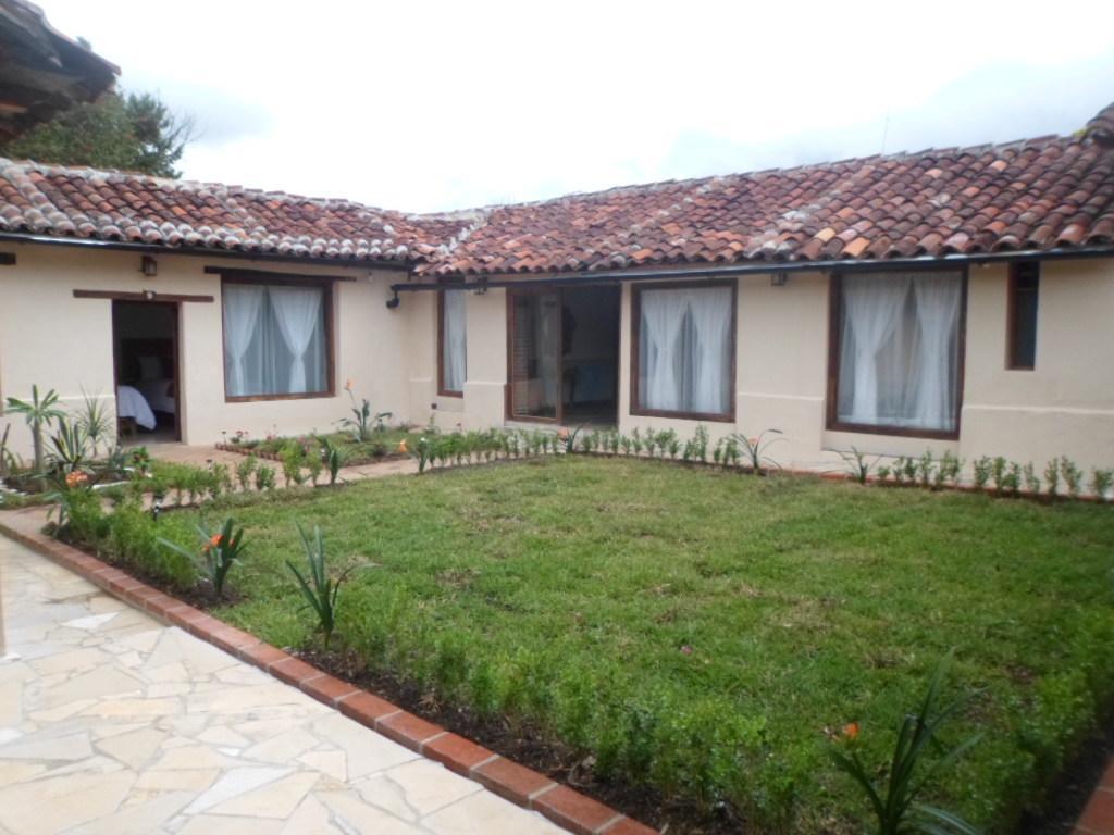 Hotel La Capilla ซานกริสโตบัล เด ลาสกาซาส ภายนอก รูปภาพ