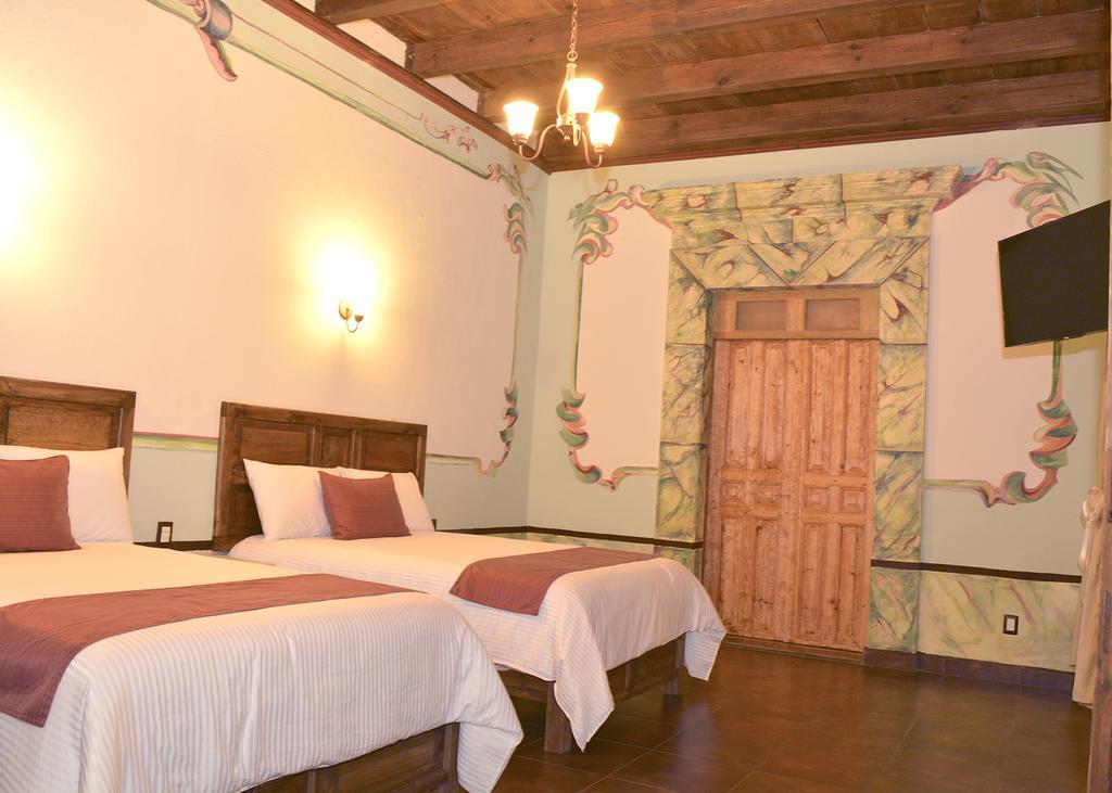 Hotel La Capilla ซานกริสโตบัล เด ลาสกาซาส ภายนอก รูปภาพ
