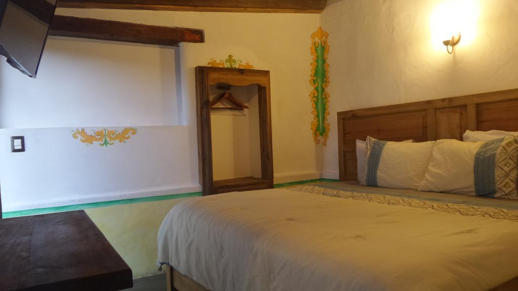 Hotel La Capilla ซานกริสโตบัล เด ลาสกาซาส ภายนอก รูปภาพ